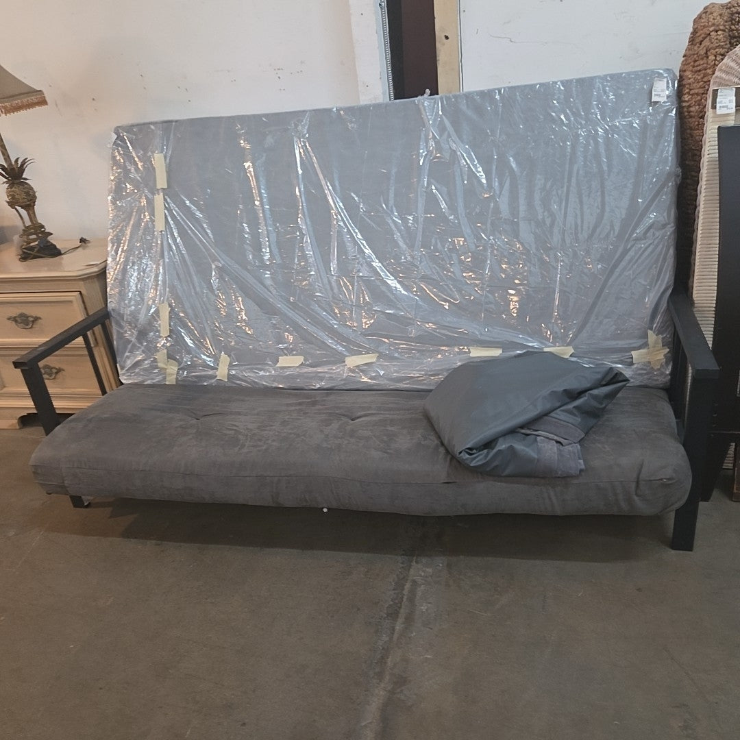 Twin size bed