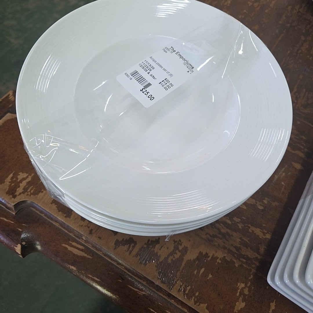 Acopa plates set of (6)