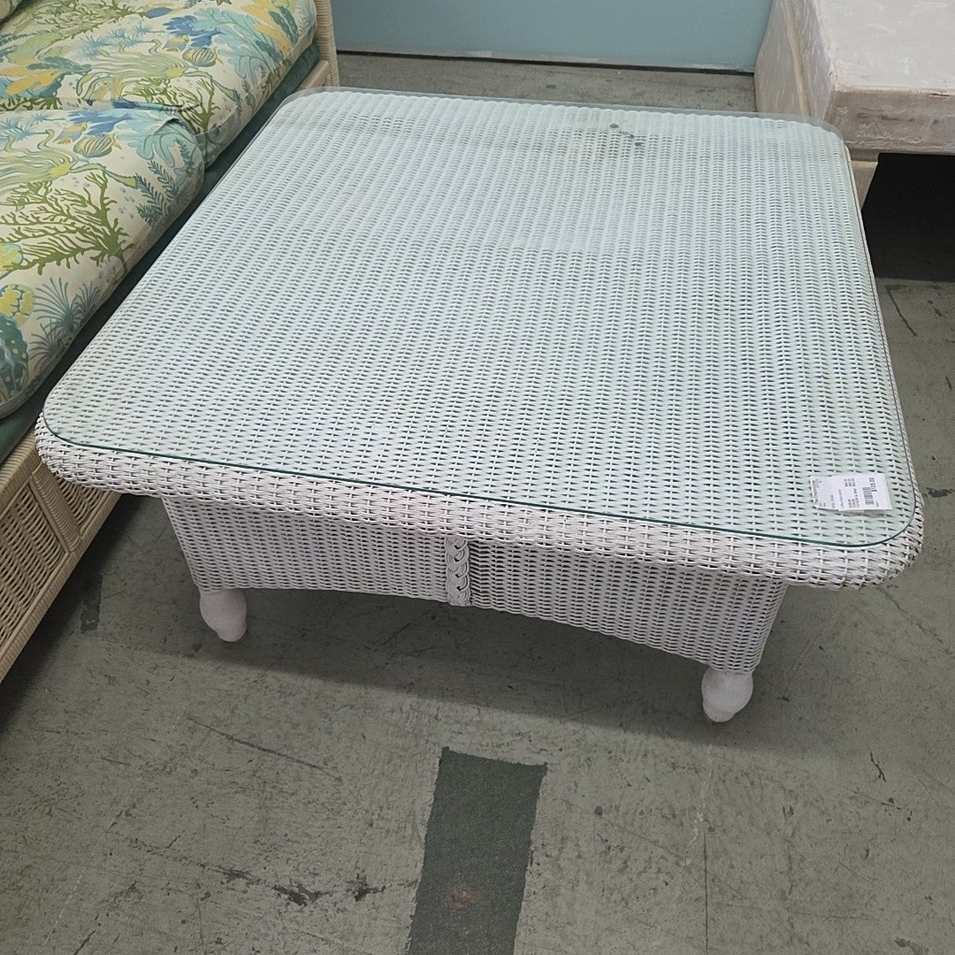 coffee table wicker