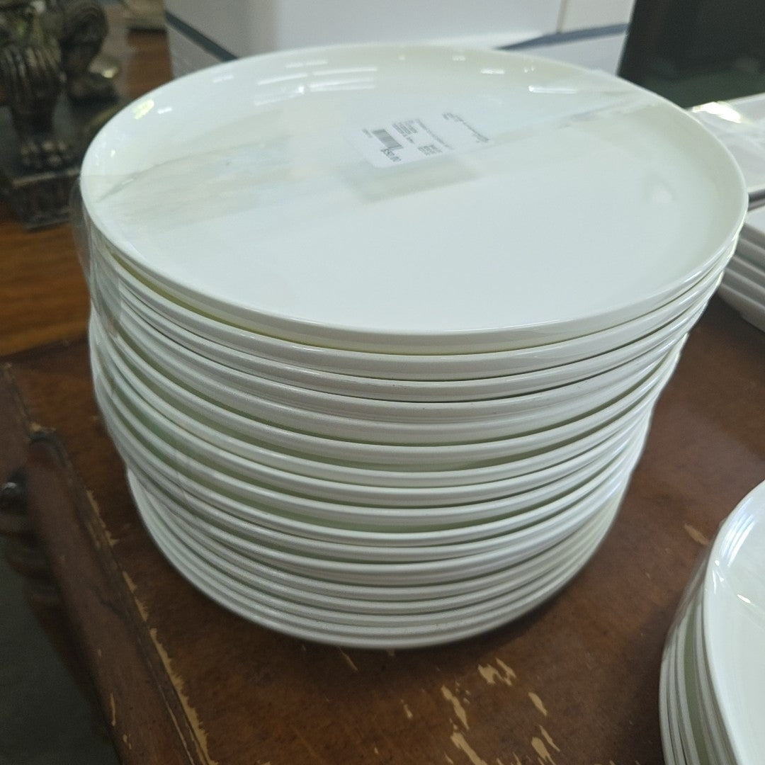 Fortessa round plates set of (6)