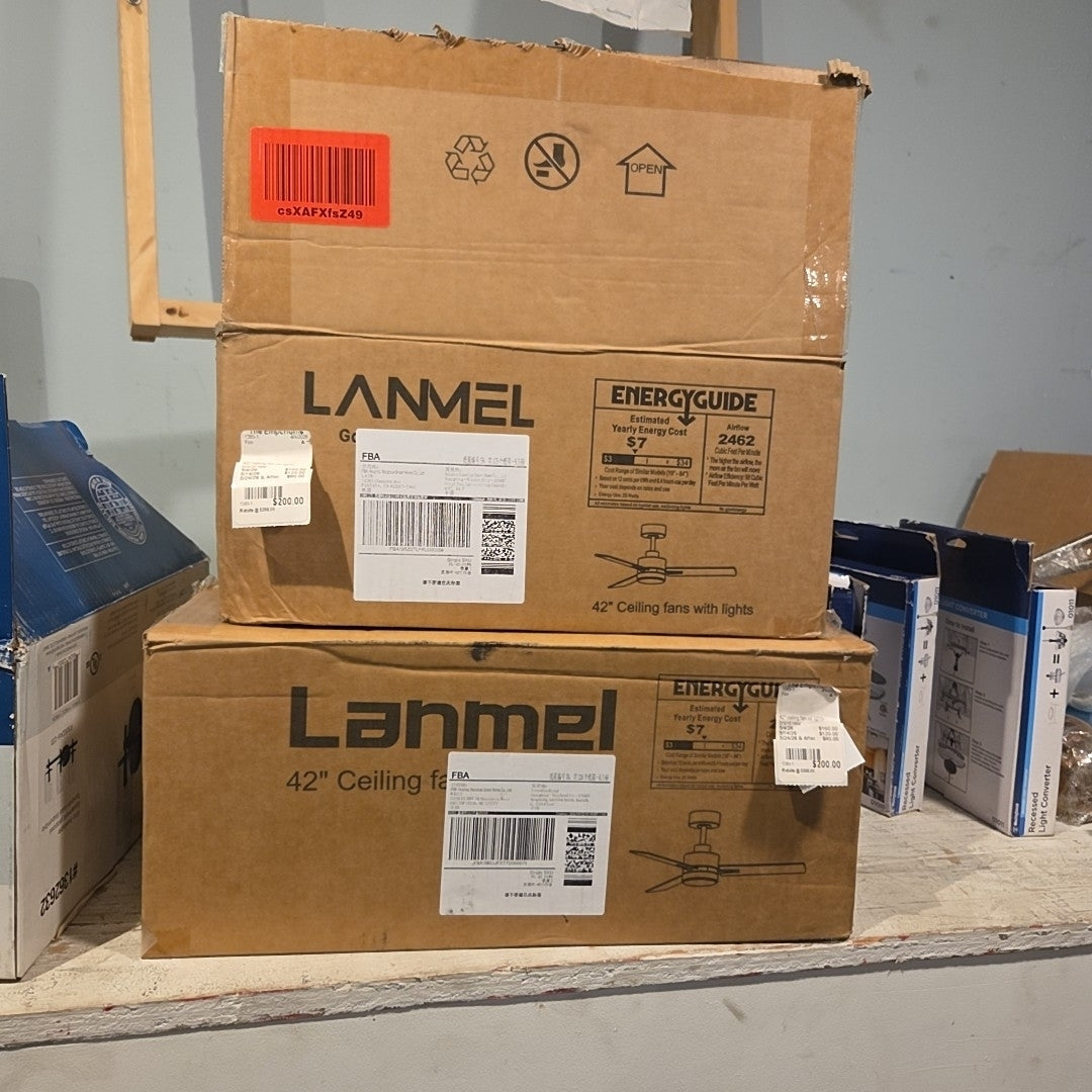 42" ceiling fan w/ lights-- brand new