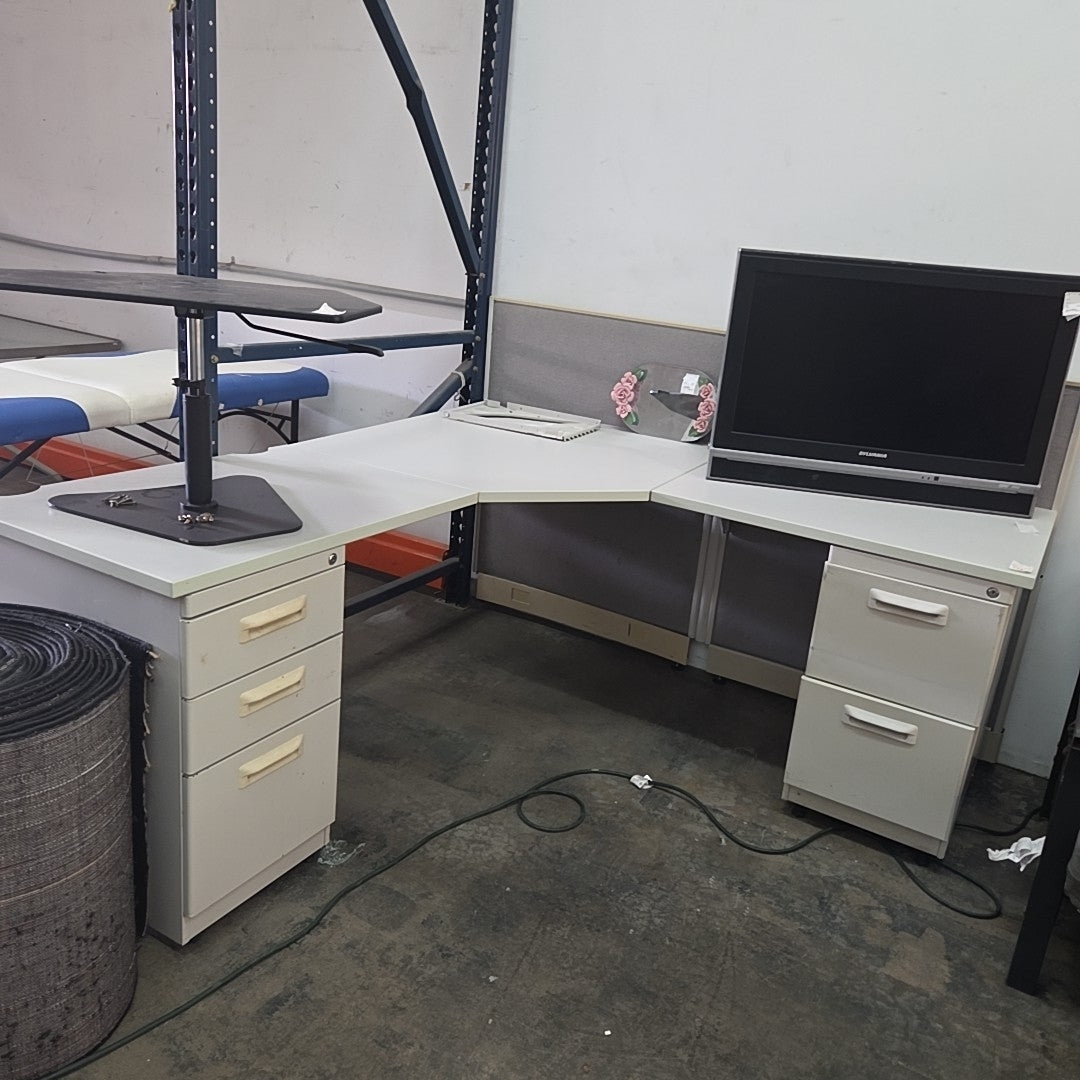 receptionist desk