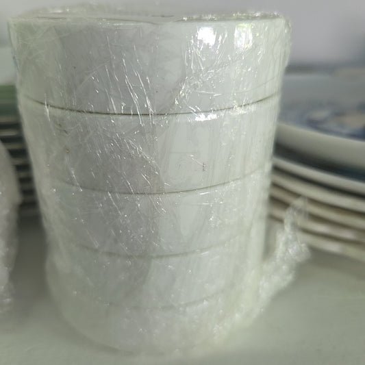 (5 ) sauce bowls