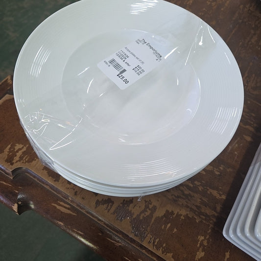 Acopa plates set of (6)