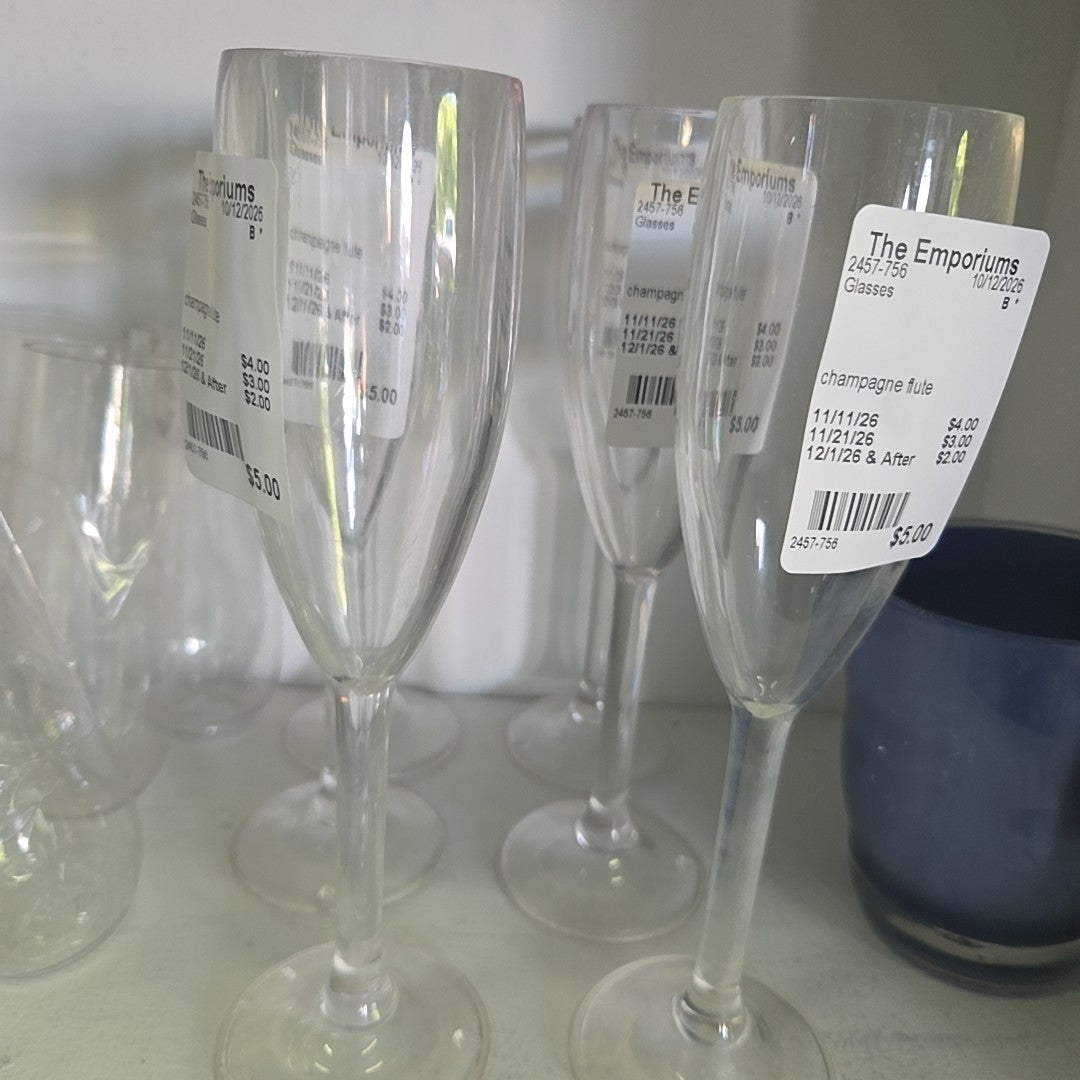 champagne flute