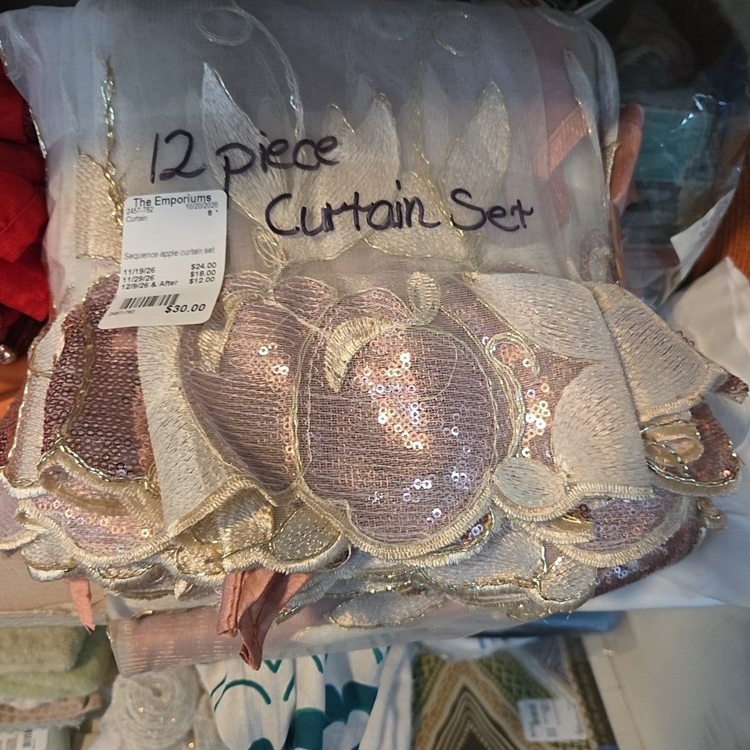Sequence apple curtain set