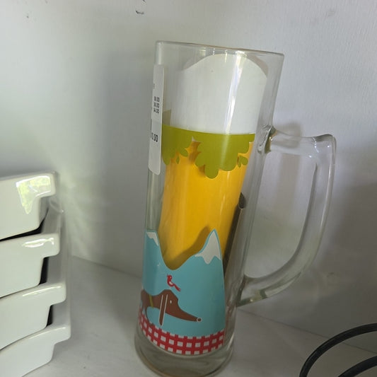 NON- DISHWASHER SAFE beer cup