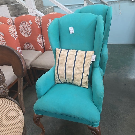wing back accent chair