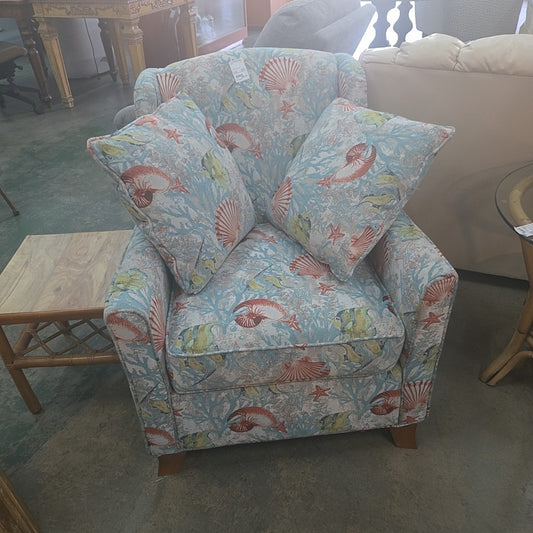 seashell accent chair